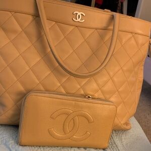 CHANEL Quilted Leather Tote in Camel with wallet authentic
